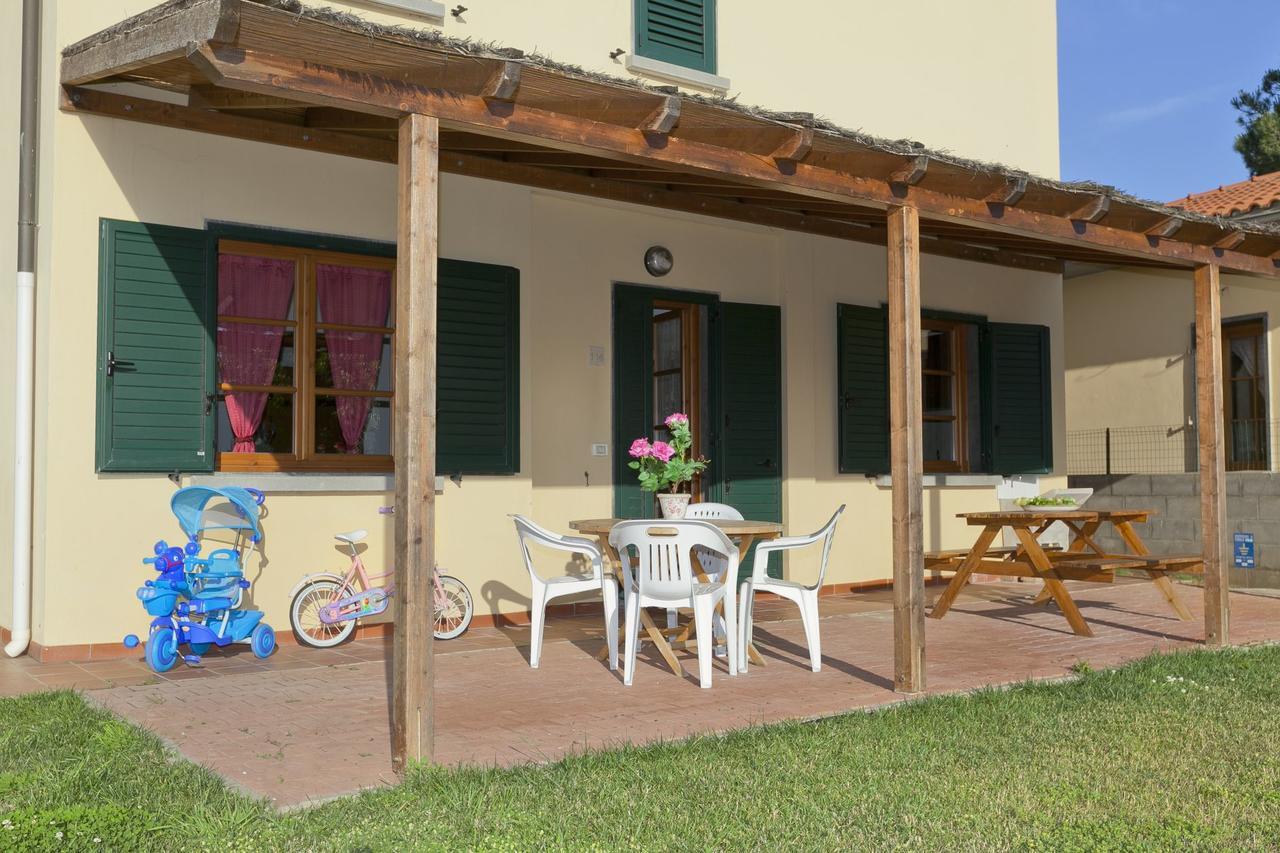 Borgo Guglielmo Aparthotel Marina di Cecina Exterior photo